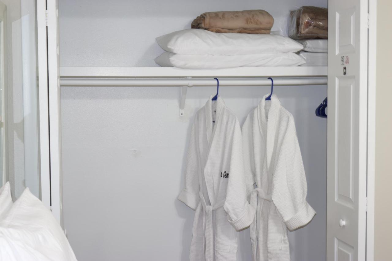 Hidden Sapphire-Apartment With Kitchen And Laundry レイクランド エクステリア 写真